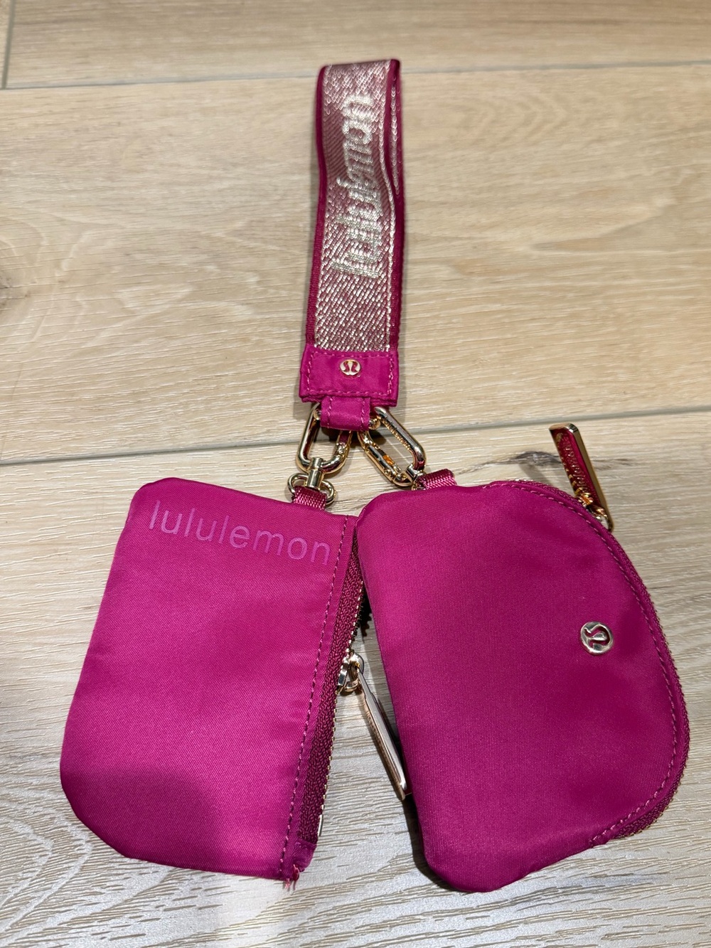 Lululemon dual pouch wristlet